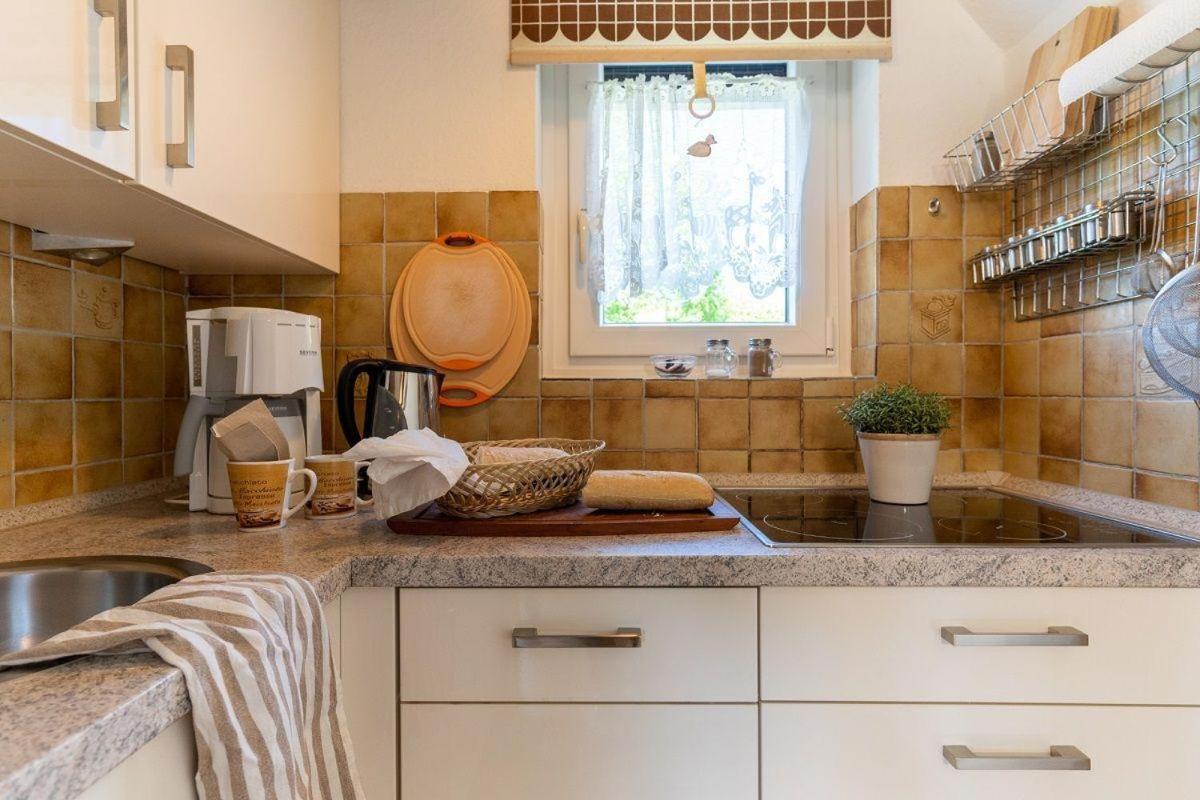 הוילה Großenbrode Am-Hohen-Ufer-Reetdach-Haus-Ocean-Breeze-136 מראה חיצוני תמונה
